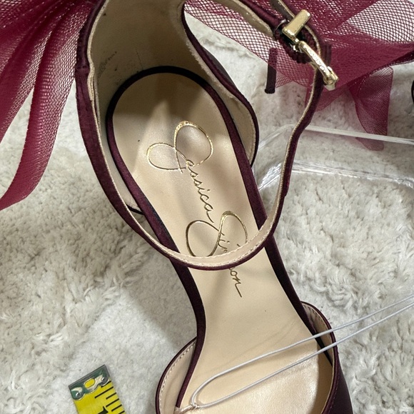 Jessica Simpson Women's Phindies Bow Ankle-Strap Pumps - Picture 8 of 12